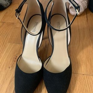Like new michael kors suede heel sandals 8.5